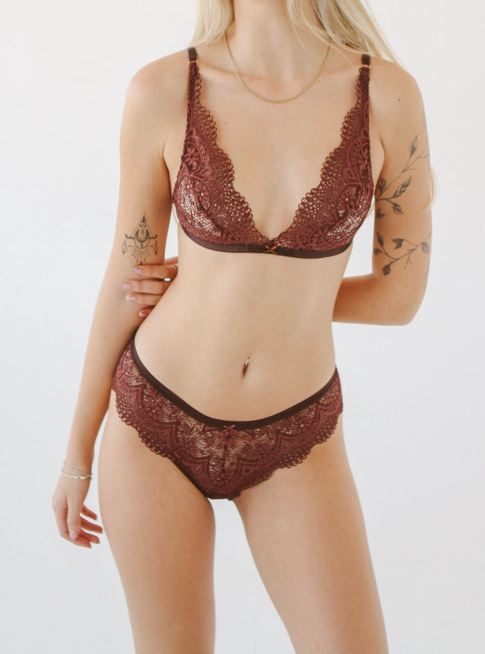 Florence and Brazilian Set | Chocolate