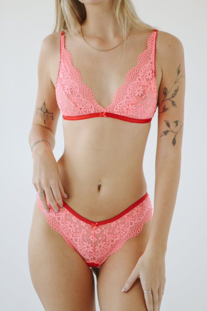 Florence and Brazilian Set | Lady in Red