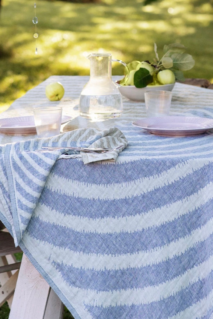 Lapuan Kankurit Metsälampi Bath Sheet
