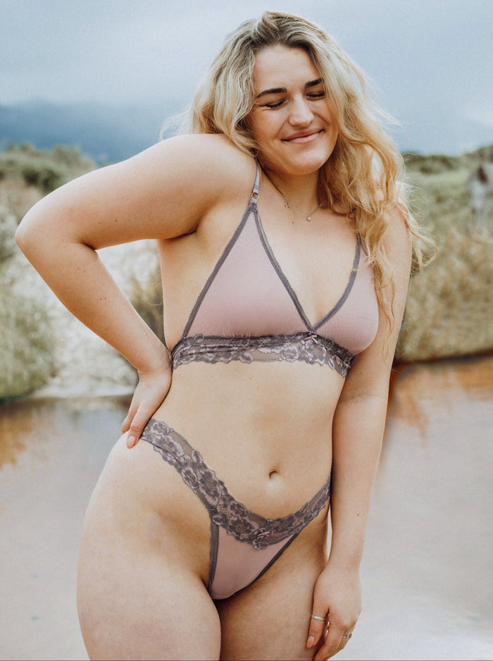 Lia and Thong Set | Delilah at Dusk