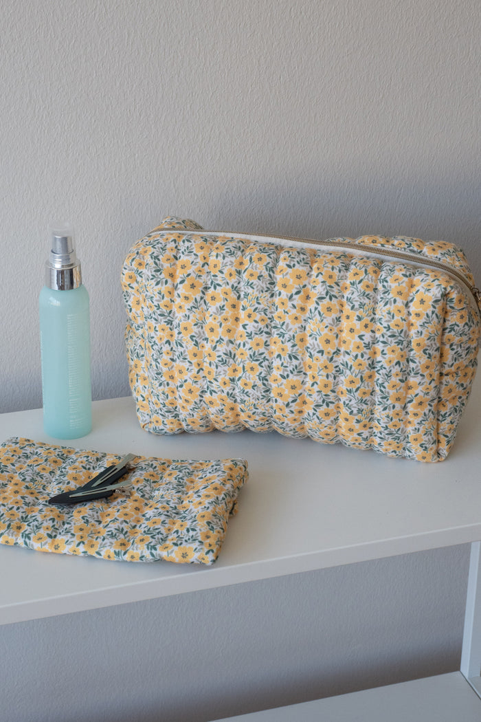 Piironki Helsinki Daisy Yellow Cosmetic Bag