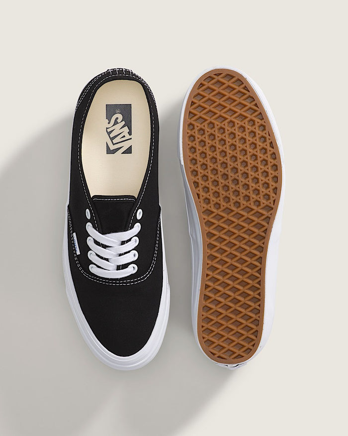 Premium Authentic Reissue 44 LX Black / White