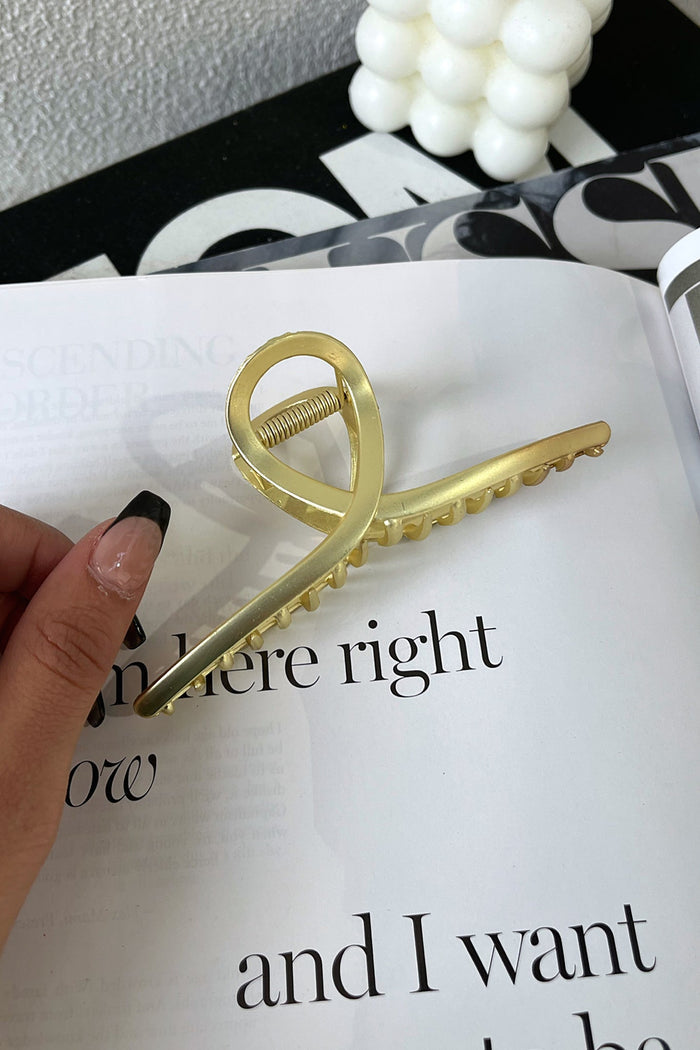 Saira Claw Clip - Matte Gold