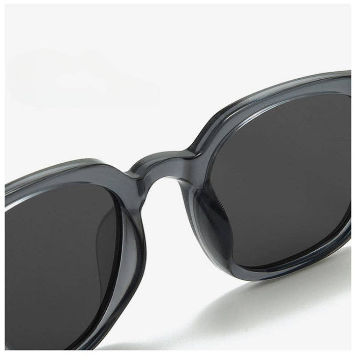 Stylish Frame Retro Polarized Sunglasses DP25B492